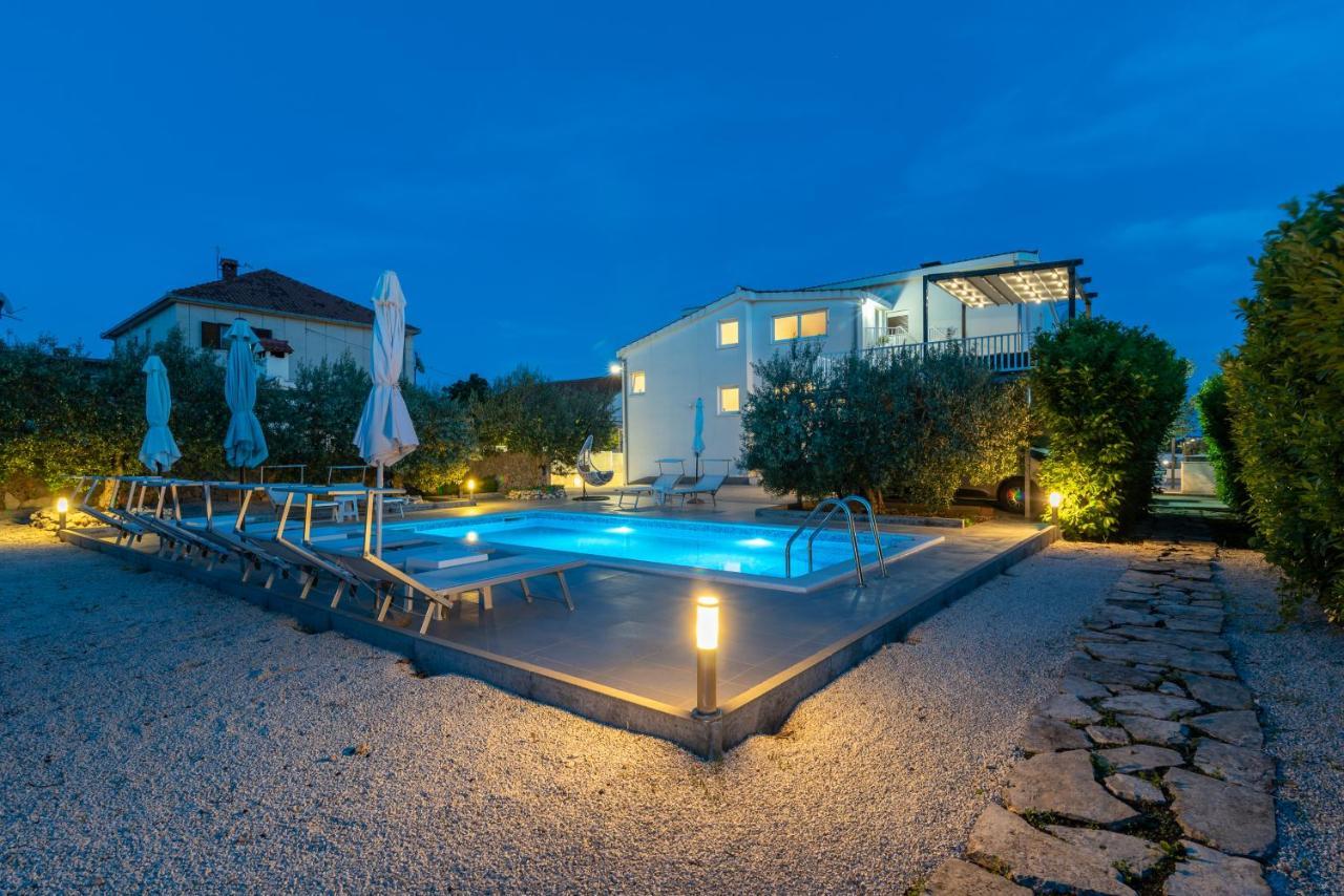 Vengo Apartment